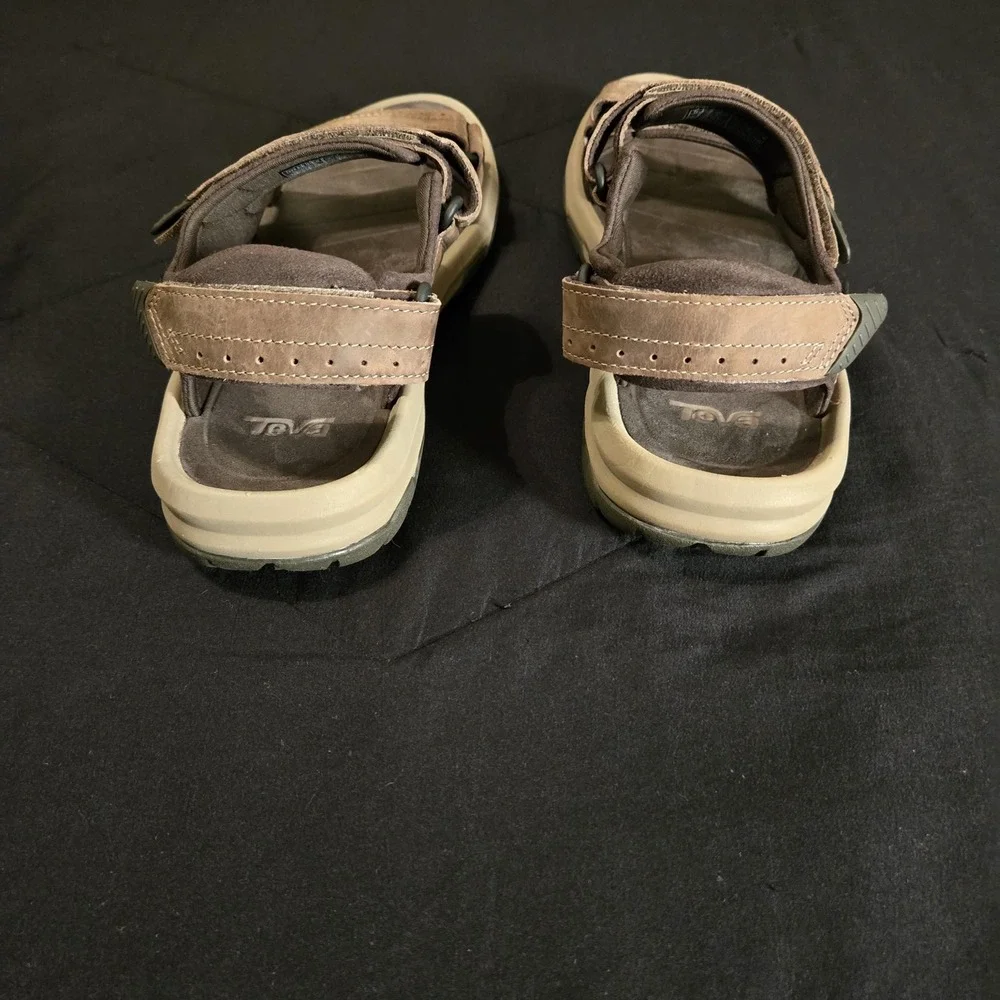 Teva Sandals Mens Size 11 Brown Leather Hook & Loop Strap Casual Comfort Walking